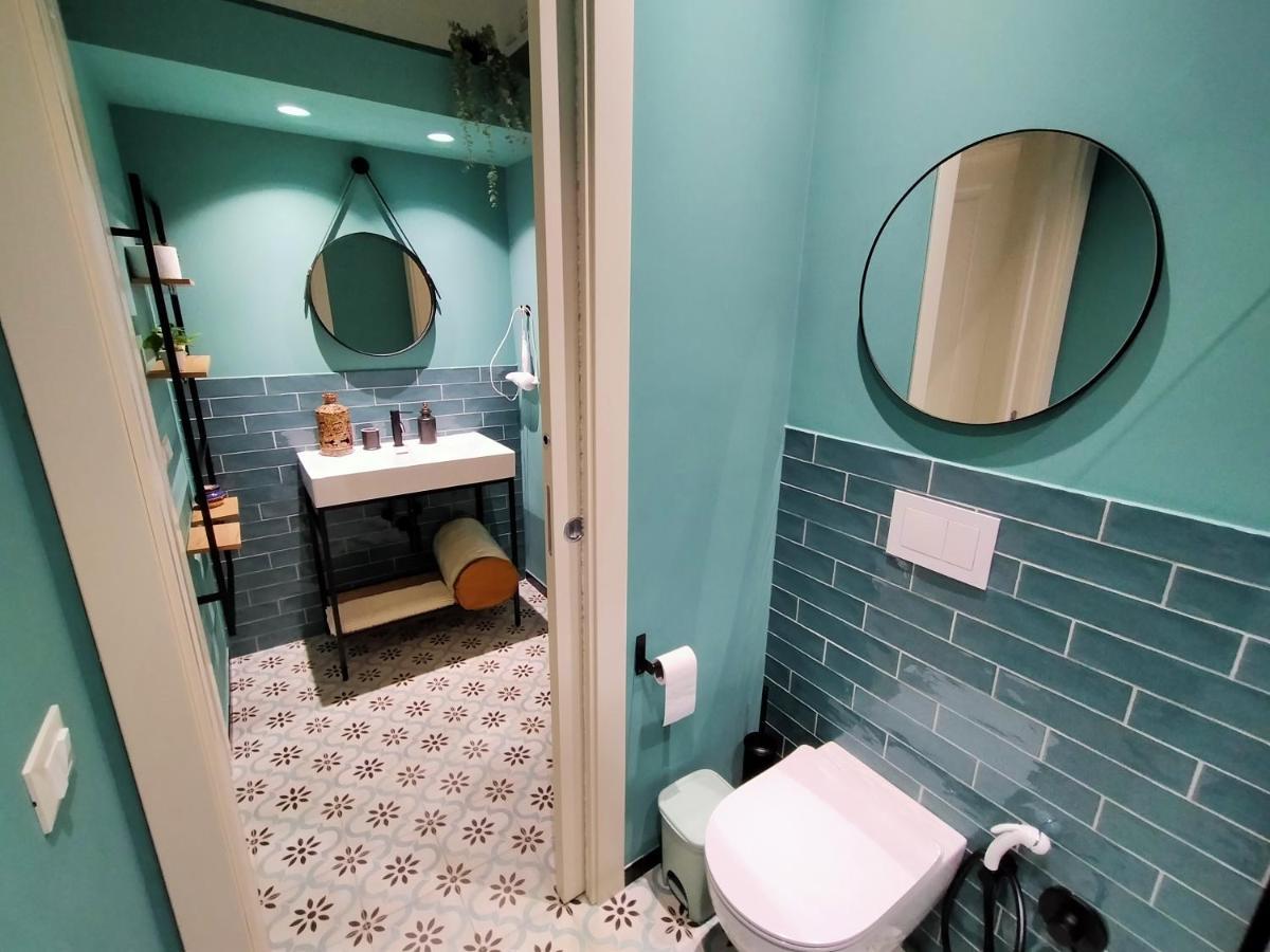 Sonnino Suite Jacuzzi Apartment Bari Exterior foto